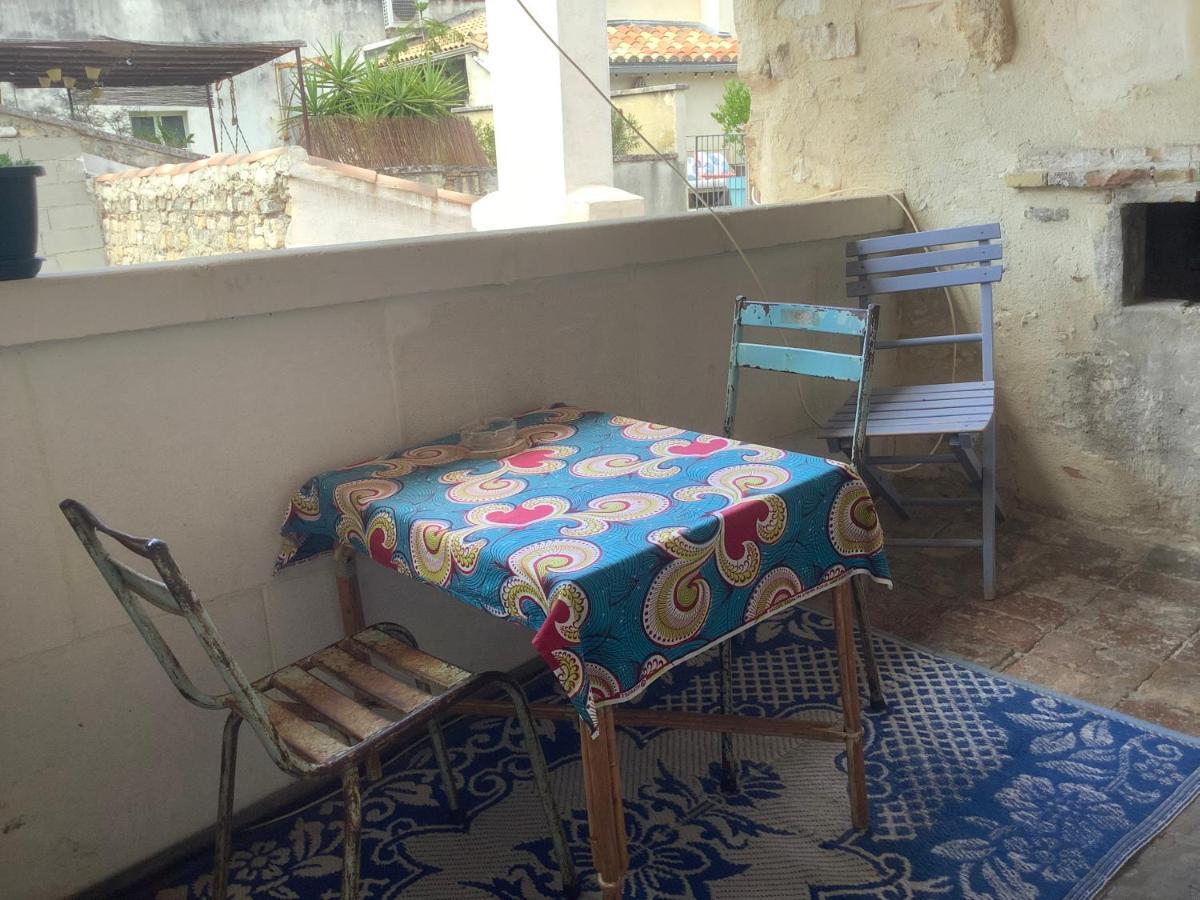 Ferienwohnung Blue Bambou Arles Exterior foto